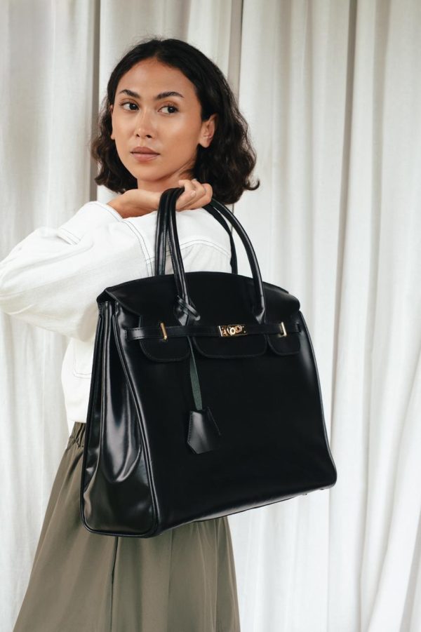 Jane Large Shoulder Bag